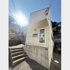 県庁前駅より徒歩12分 2階 築15年7ヶ月の賃貸物件