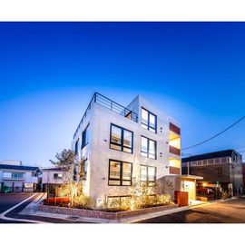 三軒茶屋駅より徒歩4分 3階 築6年10ヶ月の賃貸物件