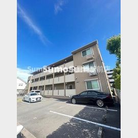 立花駅より徒歩19分 築13年9ヶ月 3階建の賃貸物件