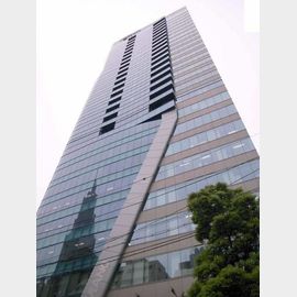 南新宿駅より徒歩4分 築18年11ヶ月 27階建の賃貸物件