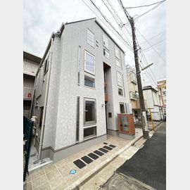 三軒茶屋駅より徒歩7分 1階 築1年9ヶ月の賃貸物件