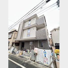 祐天寺駅より徒歩8分 新築 3階建の賃貸物件