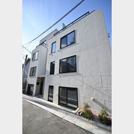 目黒駅より徒歩7分 新築 3階建の賃貸物件