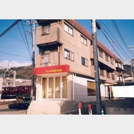 岡本駅より徒歩2分 3階 築41年7ヶ月の賃貸物件