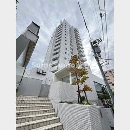 南新宿駅より徒歩3分 11階 築20年の賃貸物件