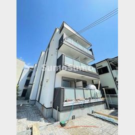 武庫川駅より徒歩7分 3階 築5年の賃貸物件