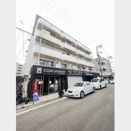 シルフィード・ドゥ・ARATA 3階 築52年11ヶ月の賃貸物件