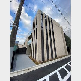 駒場東大前駅より徒歩9分 1階 築4年3ヶ月の賃貸物件