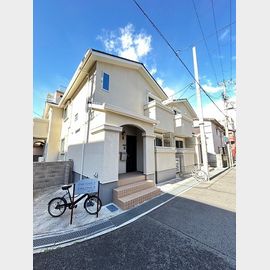 CasaLinda 1階 築8年6ヶ月の賃貸物件