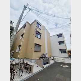今津駅より徒歩5分 3階 築2年の賃貸物件
