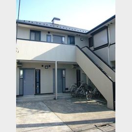 駒沢大学駅より徒歩4分 1階 築32年の賃貸物件