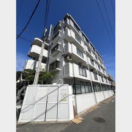摂津本山駅より徒歩9分 3階 築31年の賃貸物件