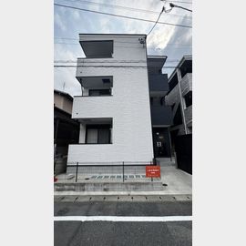 南福岡駅より徒歩13分 築2年4ヶ月 3階建の賃貸物件