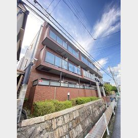 門戸厄神駅より徒歩6分 1階 築30年5ヶ月の賃貸物件