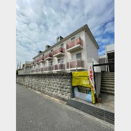 ヴィラロンシャン 2階 築28年8ヶ月の賃貸物件