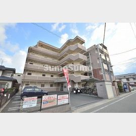 高宮駅より徒歩7分 1階 築20年の賃貸物件