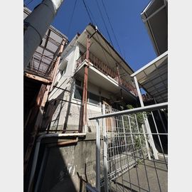 淡路荘 1階 築63年9ヶ月の賃貸物件