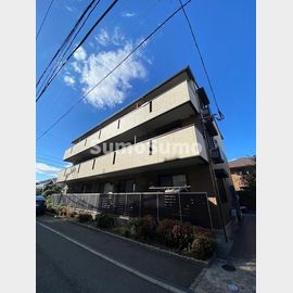 Ｄ—ｒｏｏｍ地行 3階 築10年の賃貸物件