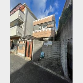 魚崎駅より徒歩5分 築13年10ヶ月 2階建の賃貸物件