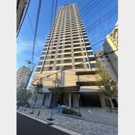 中津駅より徒歩2分 17階 新築の賃貸物件