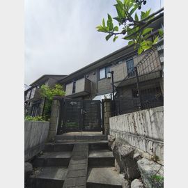 六甲駅より徒歩12分 1階 築18年1ヶ月の賃貸物件