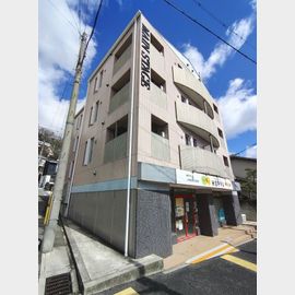 六甲駅より徒歩8分 1階 築36年5ヶ月の賃貸物件