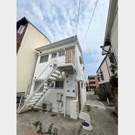 大倉山駅より徒歩10分 2階 築50年5ヶ月の賃貸物件