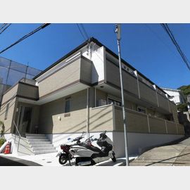 大倉山駅より徒歩16分 1階 築10年4ヶ月の賃貸物件