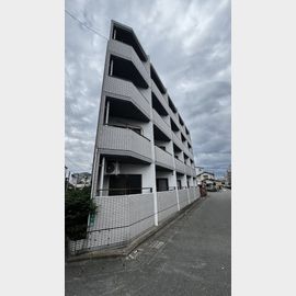 アーバン箱崎 4階 築37年5ヶ月の賃貸物件