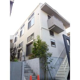 駒沢大学駅より徒歩10分 1階 築16年6ヶ月の賃貸物件