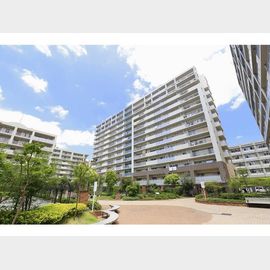 岩屋駅より徒歩5分 築27年4ヶ月 12階建の賃貸物件