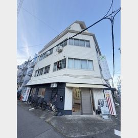 新神戸駅より徒歩7分 3階 築61年の賃貸物件