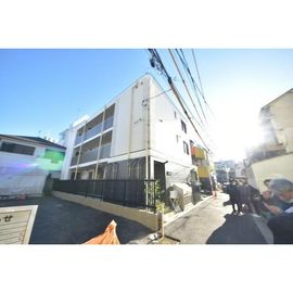 外苑前駅より徒歩11分 1階 築1年9ヶ月の賃貸物件