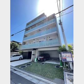 学芸大学駅より徒歩13分 4階 築11年の賃貸物件