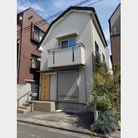 世田谷代田駅より徒歩13分 築15年2ヶ月 2階建の賃貸物件