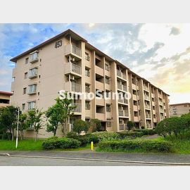 名谷駅より徒歩6分 築44年9ヶ月 5階建の賃貸物件