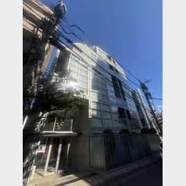 南新宿駅より徒歩2分 6階 築19年4ヶ月の賃貸物件
