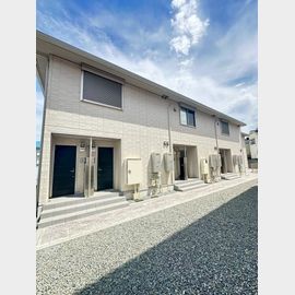 塩屋駅より徒歩11分 築2年5ヶ月 2階建の賃貸物件