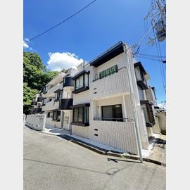 元町駅より徒歩15分 1階 築38年4ヶ月の賃貸物件