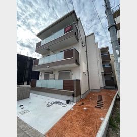鷹取駅より徒歩7分 新築 3階建の賃貸物件
