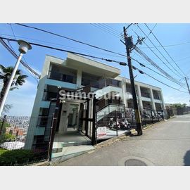 岡本駅より徒歩10分 1階 築61年の賃貸物件