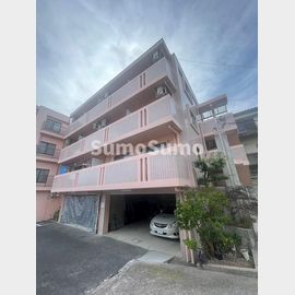 クリスタルハーモニー東館 3階 築35年7ヶ月の賃貸物件