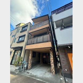 新長田駅より徒歩10分 築21年6ヶ月 3階建の賃貸物件