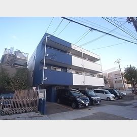 兵庫駅より徒歩10分 築9年9ヶ月 3階建の賃貸物件