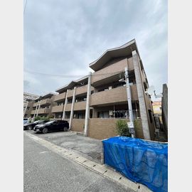 甲子園口駅より徒歩12分 築37年9ヶ月 3階建の賃貸物件