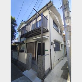 県庁前駅より徒歩8分 1階 築56年の賃貸物件