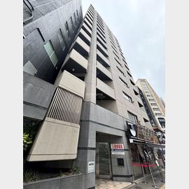 肥後橋駅より徒歩1分 築18年6ヶ月 14階建の賃貸物件