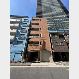 日本橋駅より徒歩3分 2階 築28年10ヶ月の賃貸物件