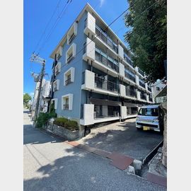 夙川駅より徒歩5分 2階 築52年の賃貸物件