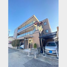 パインクレスト 3階 築29年6ヶ月の賃貸物件